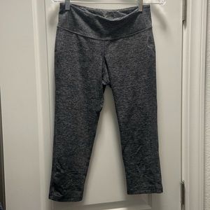 OLD NAVY Active wear Capris Leggings (medium)